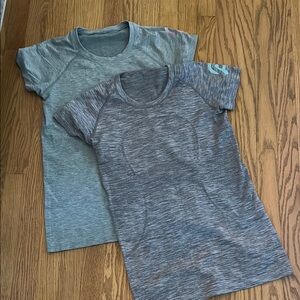 Lululemon Athletica Blue/green and Gray Short Sleeve peloton Tees